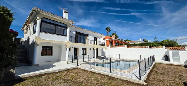 Chalet 4 habitaciones 271m² en venta - Costa del Sol — 15