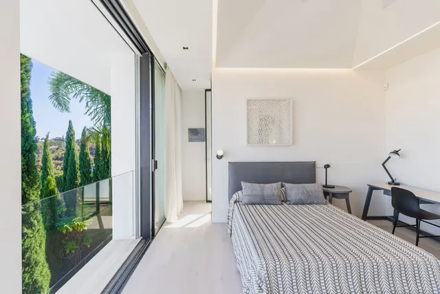 Chalet 6 habitaciones 437m² en venta - Marbella — 28