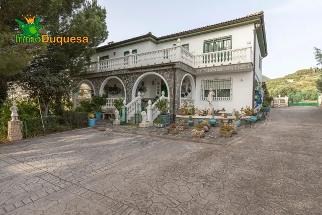 Chalet + Finca rústica en Alfacar con mas de 7.000 m2 - foto 2