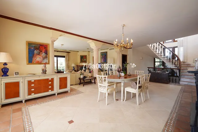 Chalet 5 habitaciones 600m² en venta - Marbella - foto 4