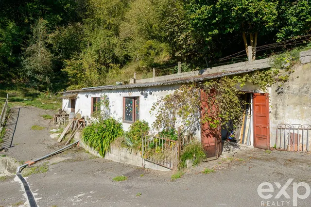 Casa con finca de 4.749 m2, cochera y granero en san martín del rey aurelio — 49