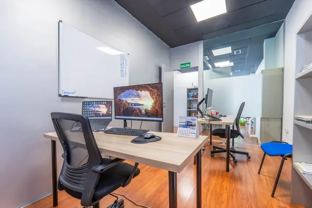 Edificio de 3 plantas destinado a oficinas junto a Centro Comercial Serrallo — 18