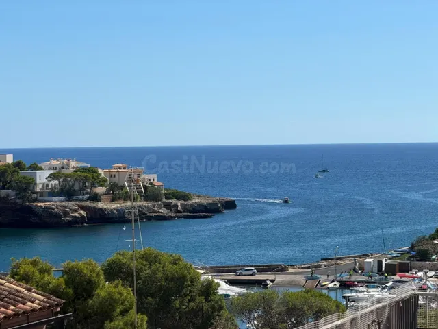 ÁTICO CON 64 M2 DE TERRAZA Y VISTAS DIRECTAS AL MAR EN PORTO