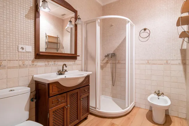 OPORTUNIDAD!!! LOCAL COMERCIAL COMO VIVIENDA. ubicación PERFECTA!!! — 14