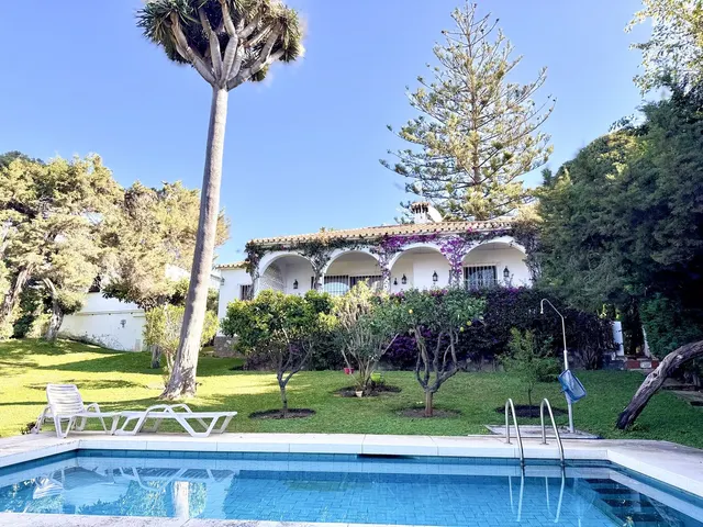 Parcela 1814m² en venta - Marbella — 10