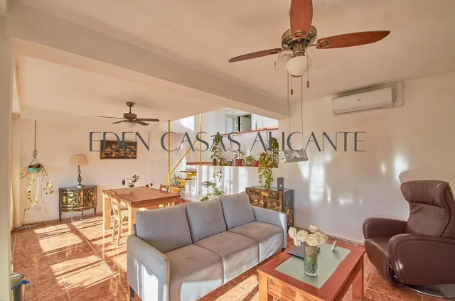 Ref. 01474 Apartamento en El Campello Coveta Fuma