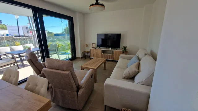 FUENGIROLA,3 DORMITORIOS Y 2 BAÑOS. LOS PACOS — 6