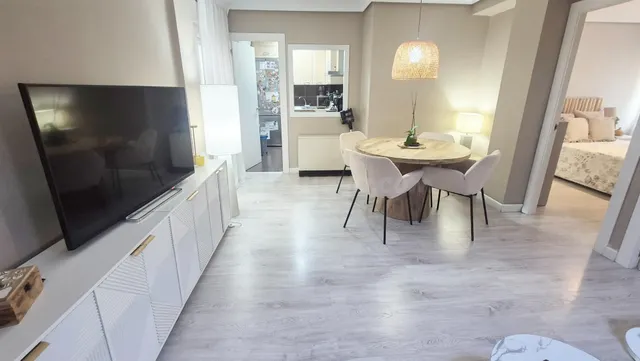 PISO VENTA SALAMANCA. Urbis te ofrece un piso reformado en venta en Garrido Sur, Salamanca. — 3