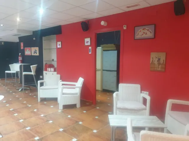 Local / Salón de fiestas en ZONA TURISTICA - — 20
