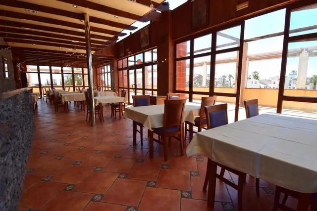 Local comercial 172m² en venta - Villamartín-Las Filipinas — 10