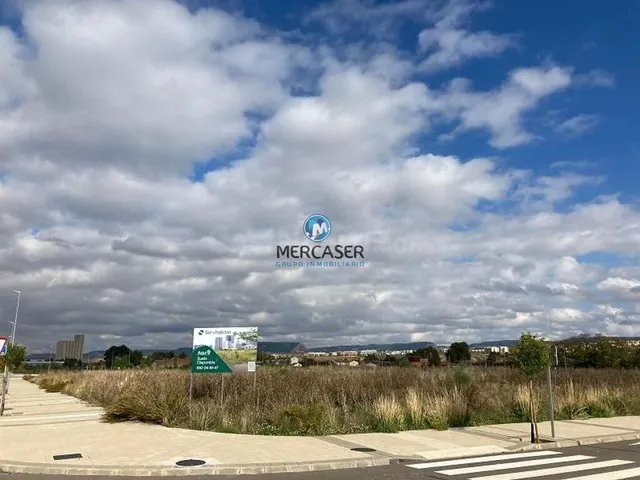 Terreno urbano para construir en venta para invertir en c. Vicente Garcia ron, 28, Guadalajara — 5