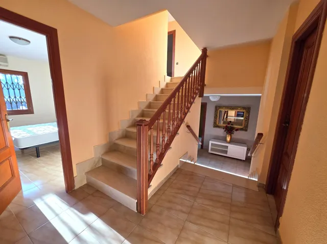 Villa en Gran Avenida de Benicàssim. Cerca del pueblo y de la playa del Voramar. 1700 m2 de parcela, — 24