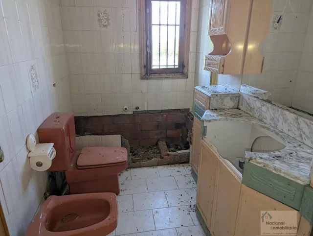 Casa-Chalet en Venta en Valverde De La Virgen León — 24