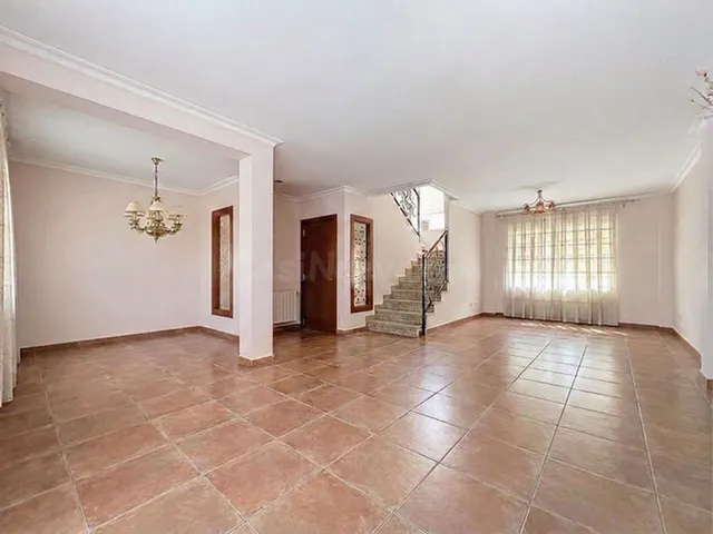 Chalet adosado en alquiler en Alboraya (Valencia) - foto 2