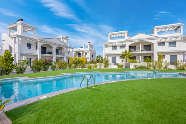 Planta baja 2 habitaciones 79m² en venta - Centro de la Ciudad Quesada — 28