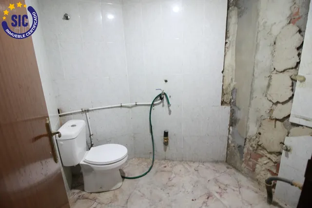 En venta local comercial 273m2 apto para hacer vivienda — 13