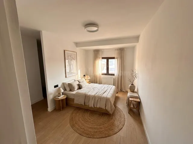 Casa reformada a estrenar. Céntrica y soleada