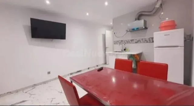 SE VENDE LOCAL COMERCIAL REFORMADO A VIVIENDA, ACTUALMENTE F - foto 2
