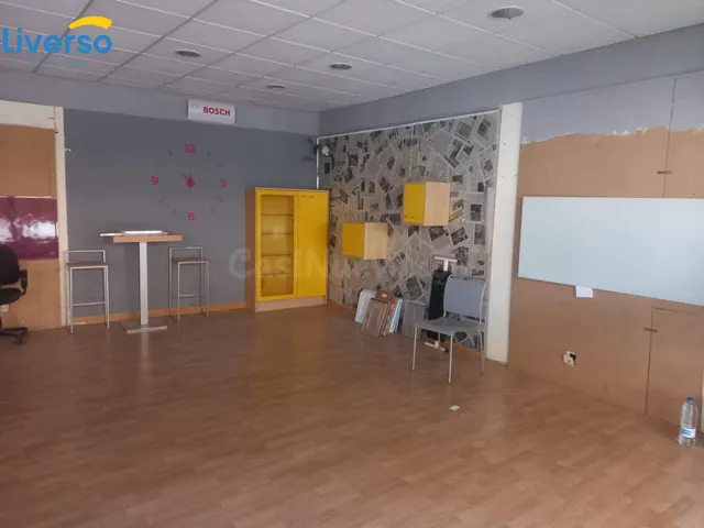 Local comercial 67m² en venta - Centro — 4
