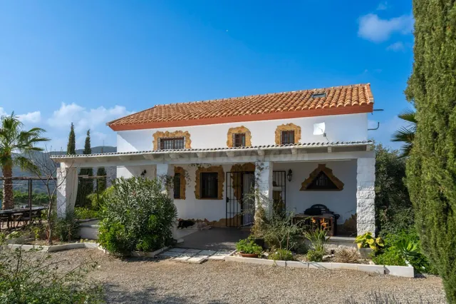 Casa independiente en venta en Los Alberos – Coín (Málaga) — 5