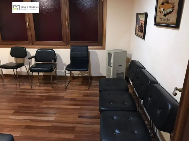 DESPACHO PROFESIONAL EN LA ZONA DE LA PLAZA INMACULADA — 7
