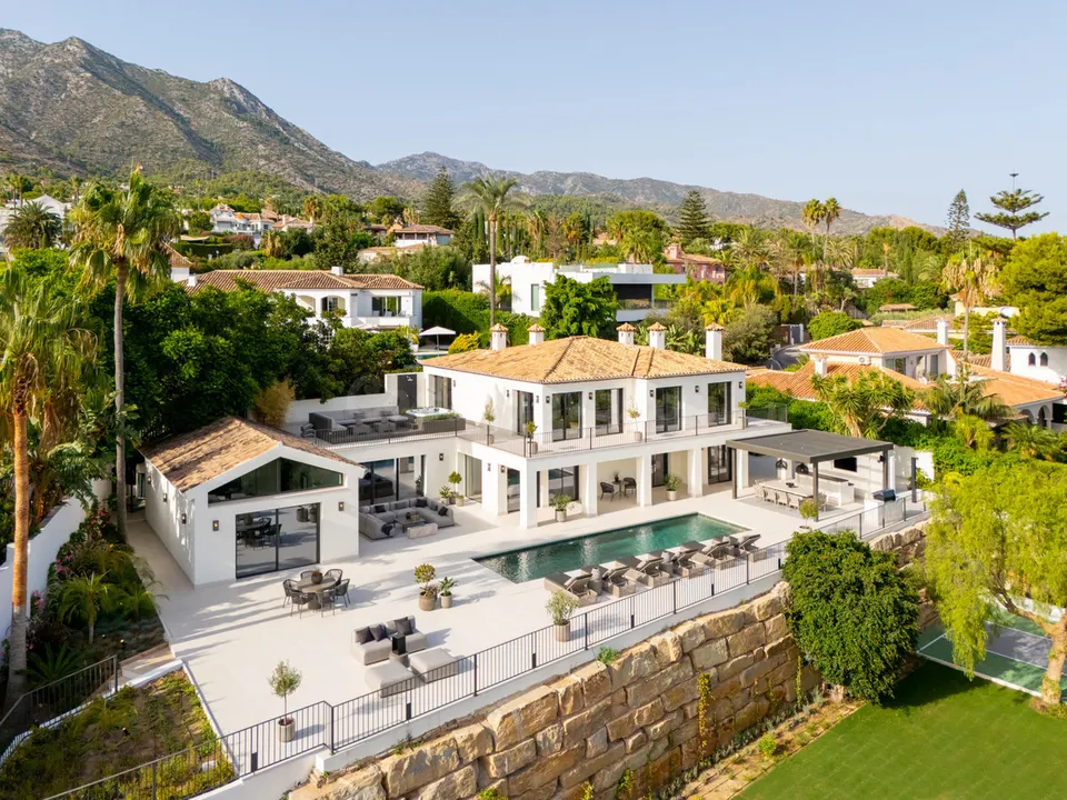 Chalet 5 habitaciones 734m² en venta - Marbella