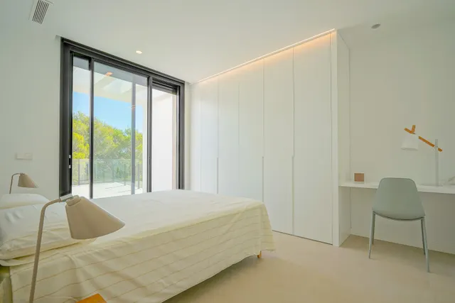 Villa 4 habitaciones 560m² en venta - montemar — 31