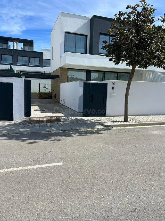Villa 3 habitaciones 127m² en alquiler - Costa Del Sol