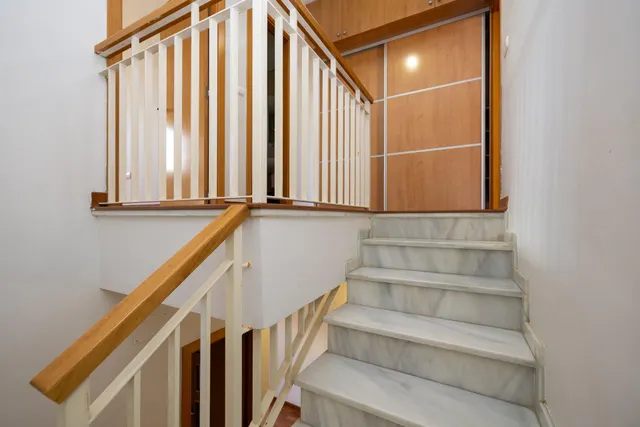 Ponemos a la venta esta preciosa casa en Urbanizacion cerrada, con zonas comunes y piscina comunitaria. — 25