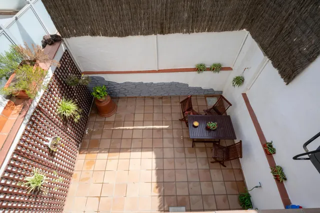 #  ¡Casa con encanto a solo 100 metros del mar en el Centre-Marítim de Mataró! — 50