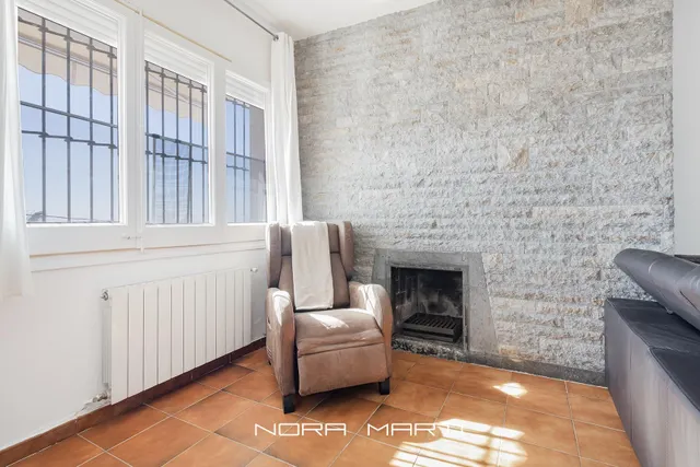 CASA A  NOSTRA SENYORA DE LOURDES — 9