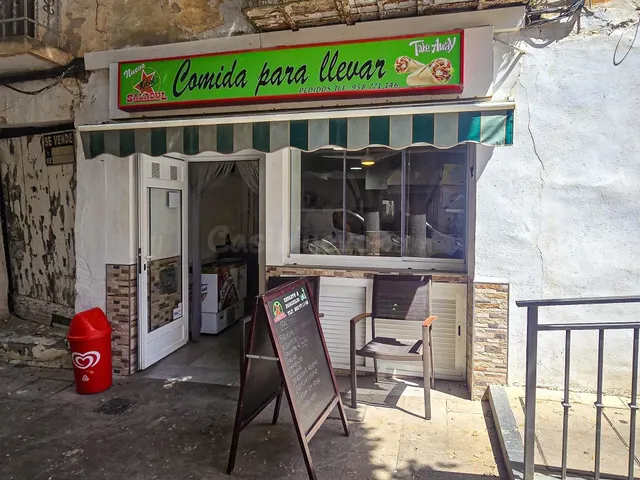 SE VENDE LOCAL DE COMIDAS PARA LLEVAR EN LANJARÓN (GRANADA) - foto 5