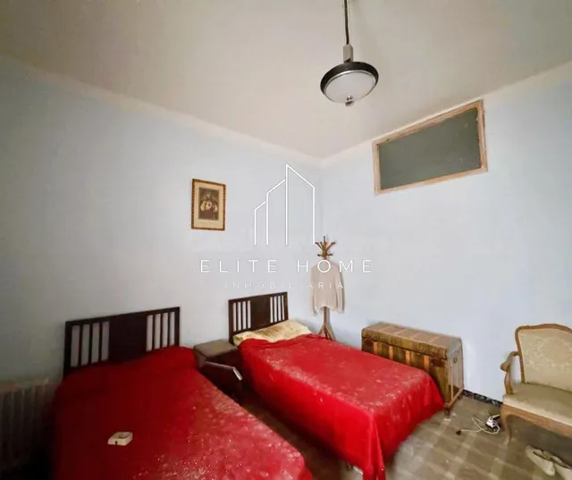 FÁNTASTICA CASA SEÑORIAL DE MÁS DE 640 M2 PARA REFORMAR EN P - foto 4