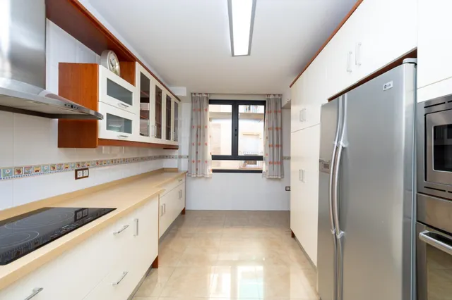 Casa exclusiva junto a Acera del Darro. Pleno centro de Granada. Seminueva y con ascensor propio — 10