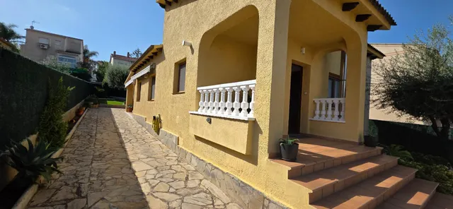 CASA SEMIREFORMADA COMODIDAD SIN ESCALERA — 7