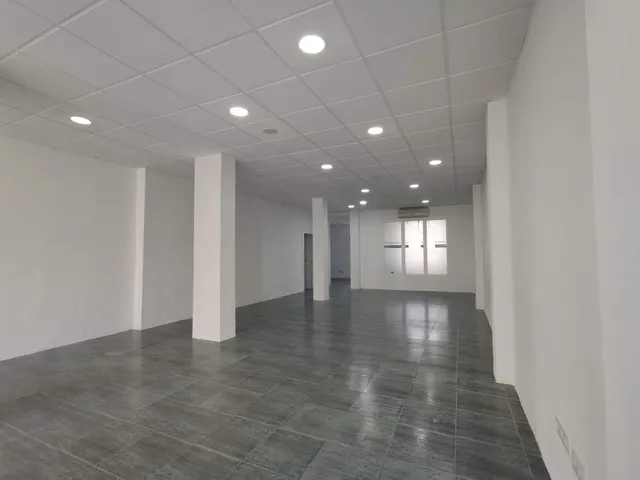 Local comercial en alquiler