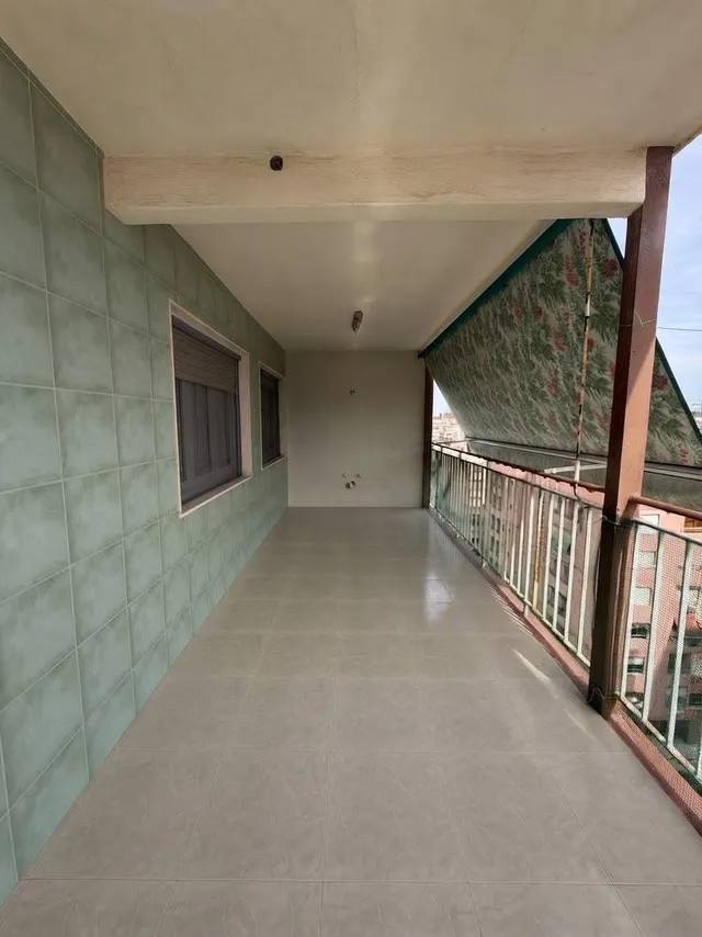 Ático con gran terraza y vistas al mar junto al puerto — 12