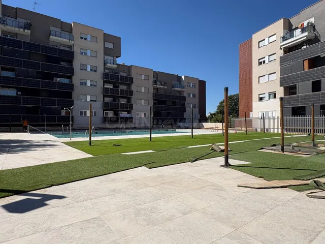 ALQUILAMOS ESTE FABULOSO PISO AMUEBLADO EN NOVOSUR, ALHENDIN - foto 2