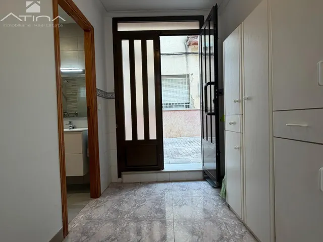 Casa de pueblo en Beniarjó con 3 dormitorios, terraza y mucho encanto. — 15