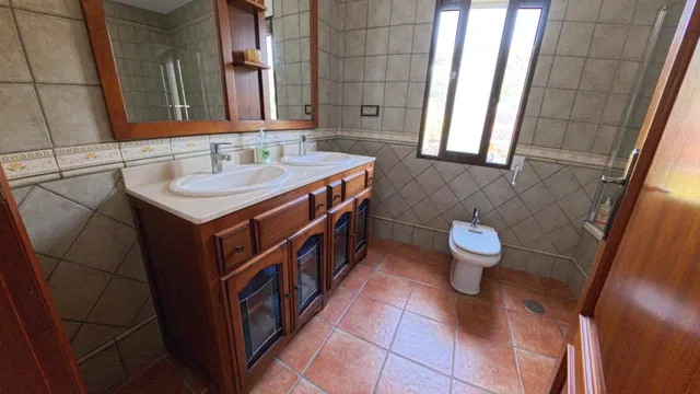 Casa en venta en Polop con piscina privada, gran parcela y vistas despejadas — 10