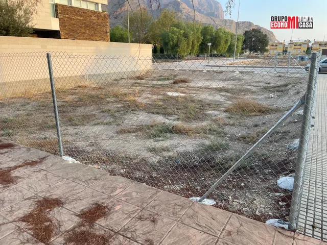 TERRENO URBANO EN CALLOSA DEL SEGURA — 5