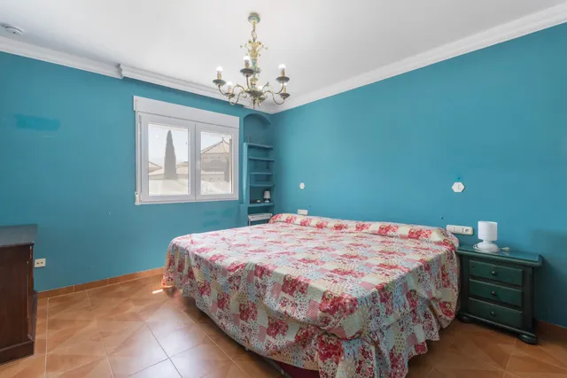 ESPECTACULAR CASA CON PISCINA EN LAS GABIAS — 21
