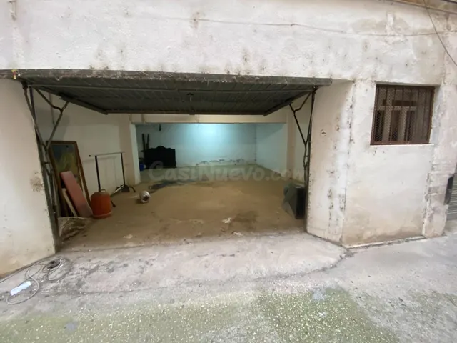 Garaje cerrado en zona Plaza del Reino-Comisaría - foto 3