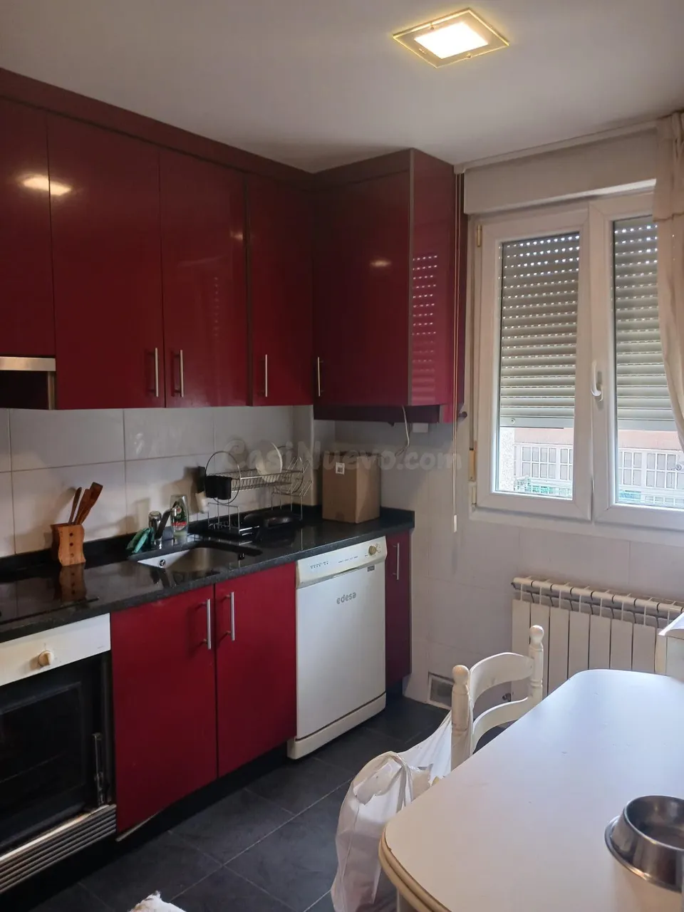Amplia Vivienda en Marcelo Macías: Ideal Inversión con Alquiler Actual