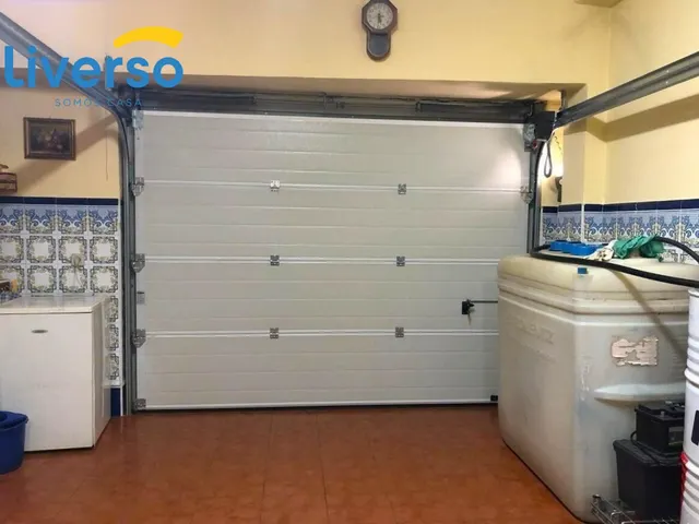 Amplio adosado de 4 dormitorios y con terraza de casi 10 m2. — 42