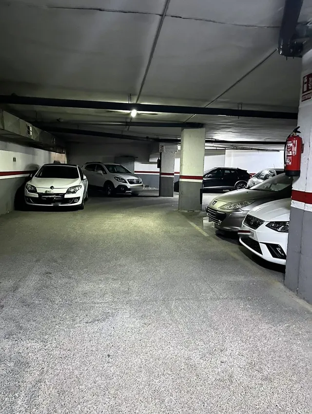 Parking en Venta — 3