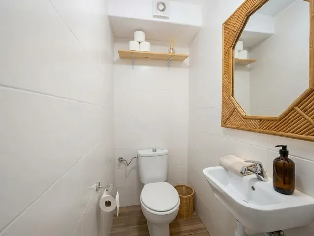 Traspaso de Restaurante en Actividad con Vista al Mar y Estudio Anexo - Magaluf (110.000 €) — 11