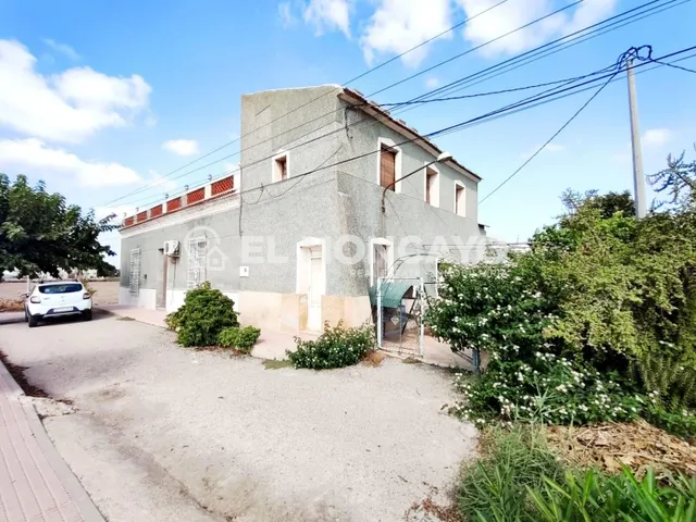 Fantástica casa con terreno junto a las localidades de Callo - foto 2