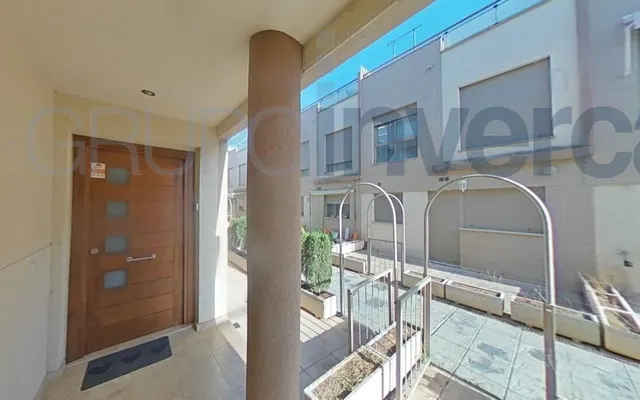 IDEAL ADOSADO EN VENTA  ZONA REAL (Valencia/València) — 11