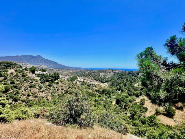 Parcela 1130m² en venta - Centro — 7